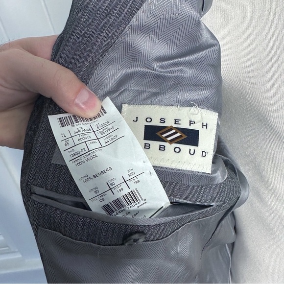 Joseph Abboud DRAGO Super 110s Herringbone Slim Fit Suit - Picture 4 of 12